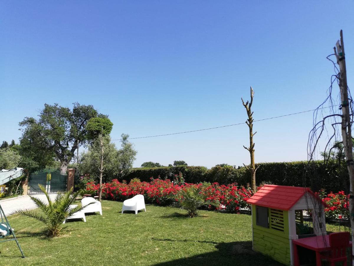 Casa Vacanze Angelica Ostra Vetere Εξωτερικό φωτογραφία