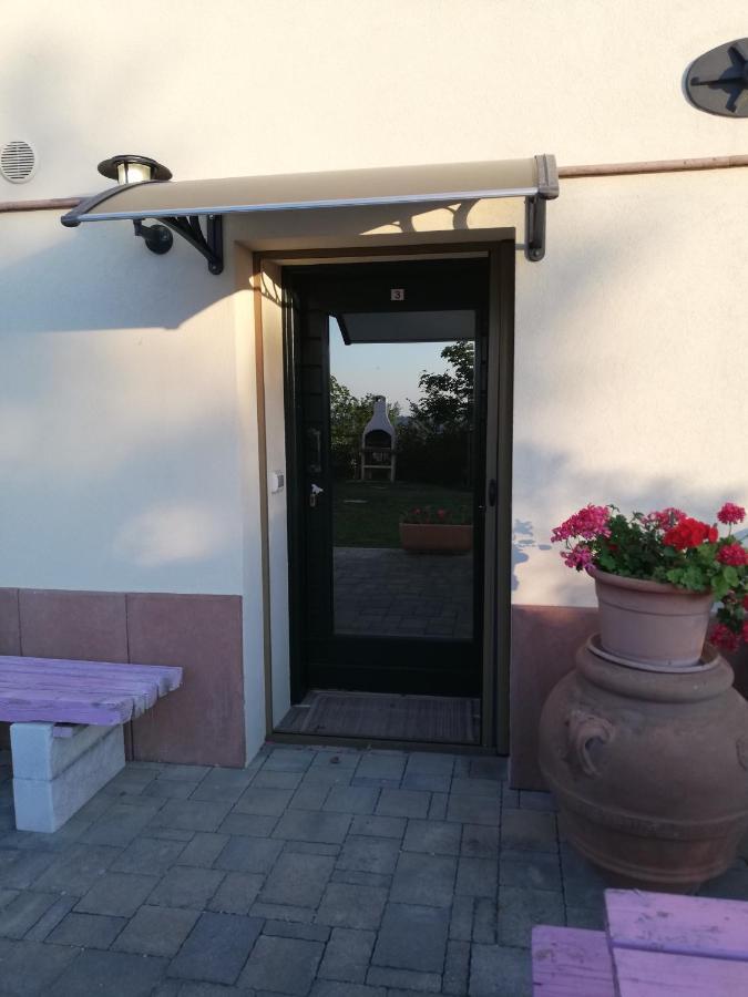 Casa Vacanze Angelica Ostra Vetere Εξωτερικό φωτογραφία