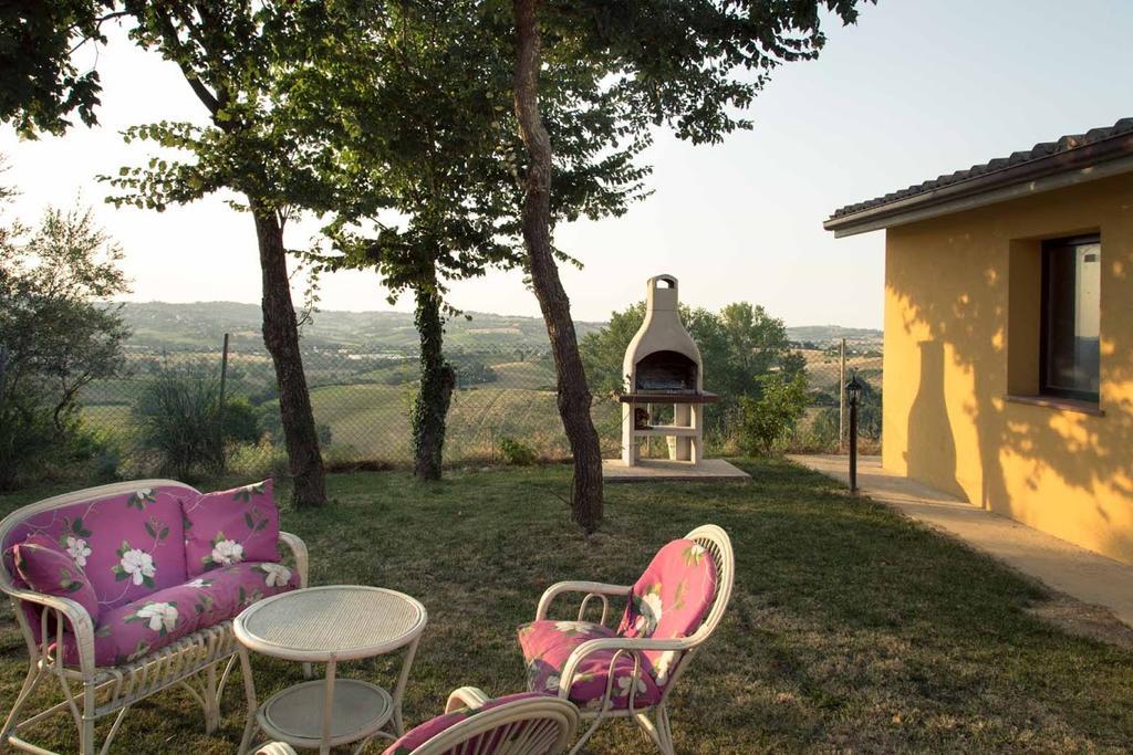 Casa Vacanze Angelica Ostra Vetere Εξωτερικό φωτογραφία